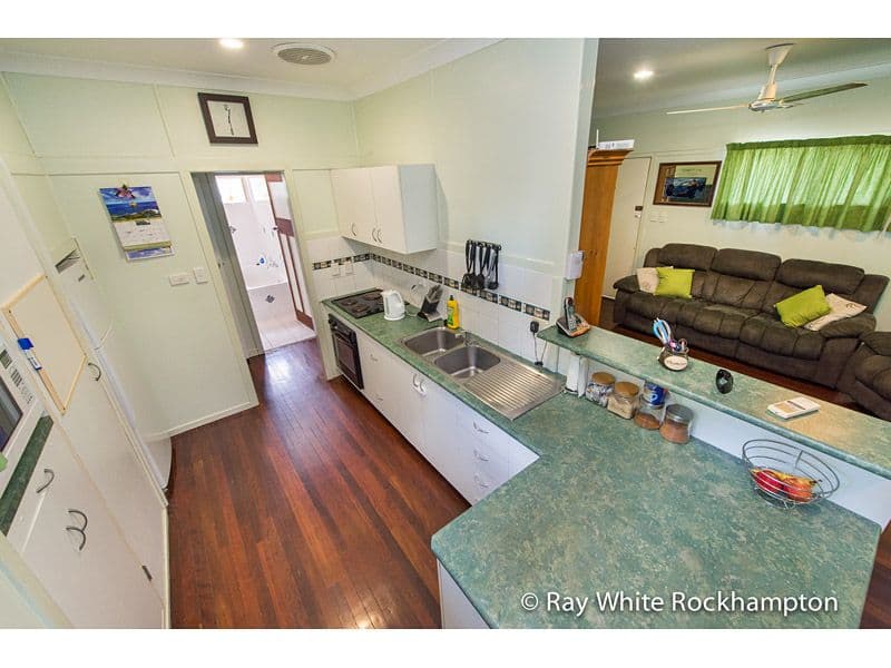 148 Simpson Street, BERSERKER QLD 4701, Berserker - Thumbnail 4