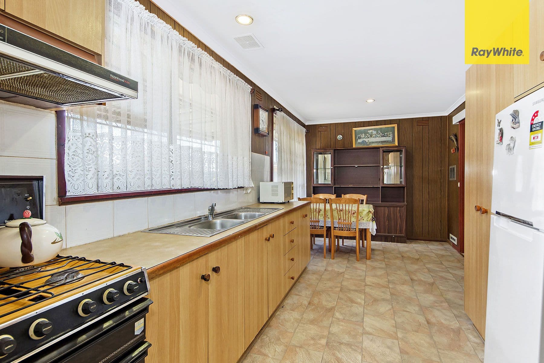 43 Branston Road, St Albans VIC 3021, St Albans - Thumbnail 3