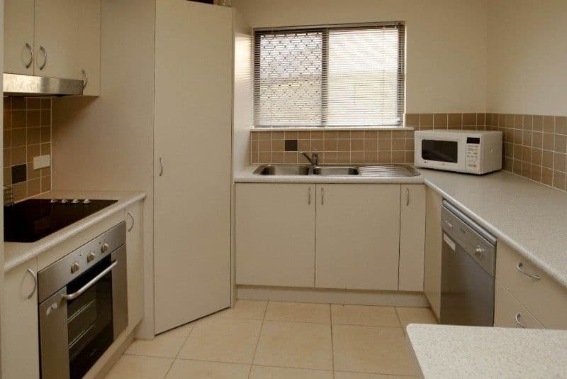 228 Freshwater Drive, DOUGLAS QLD 4814, Douglas - Thumbnail 2