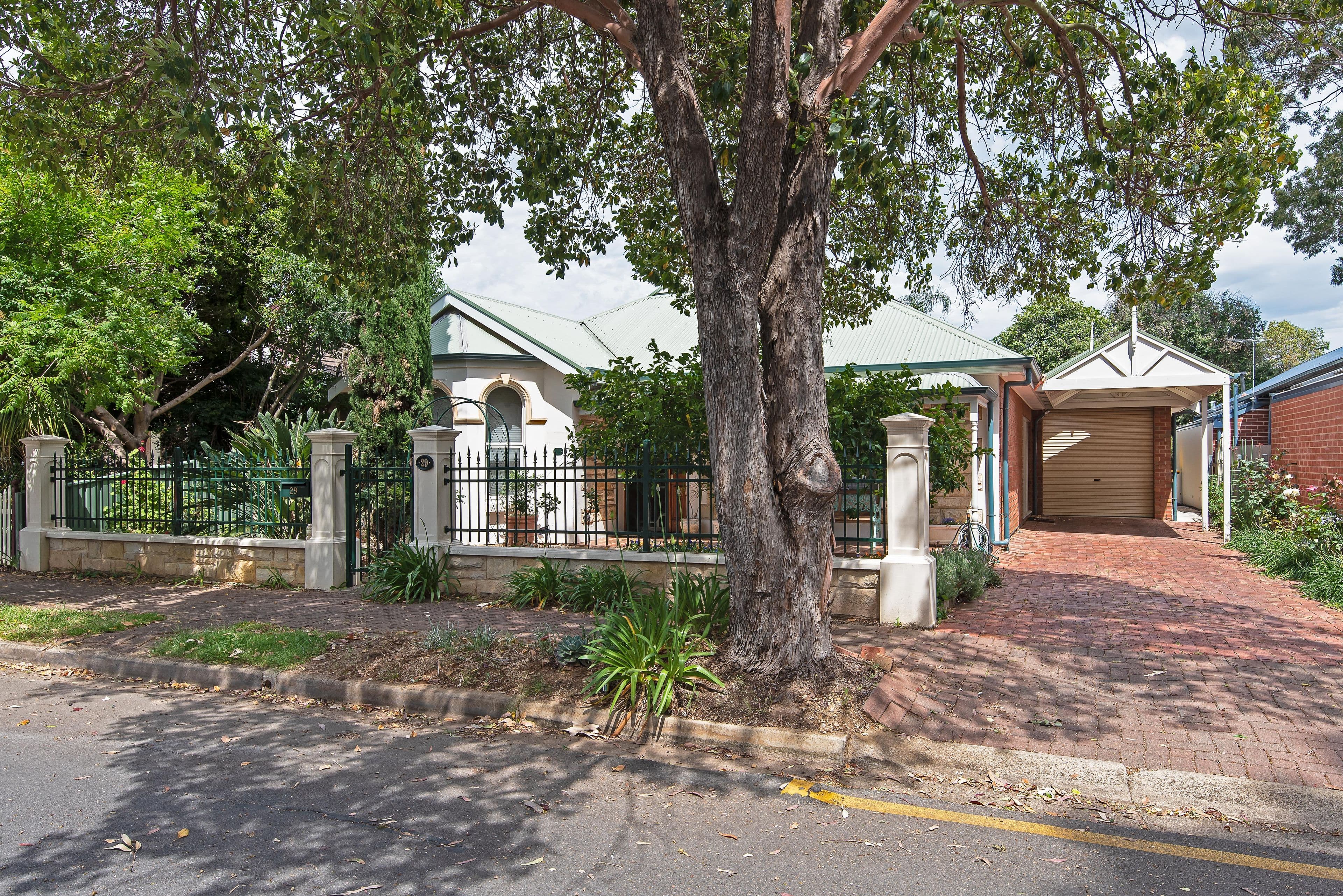 29 Elizabeth Street, Evandale SA 5069, Evandale - Image 1