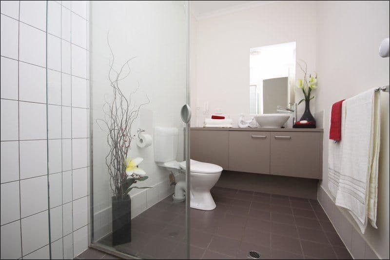 9 Templeton Street, MAWSON LAKES SA 5095, Mawson Lakes - Thumbnail 2