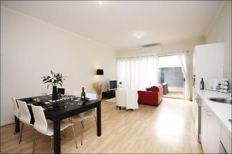 9 Templeton Street, MAWSON LAKES SA 5095, Mawson Lakes - Thumbnail 6