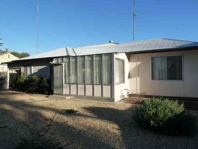 21 Jemison Street, WAIKERIE SA 5330, Waikerie - Thumbnail 2