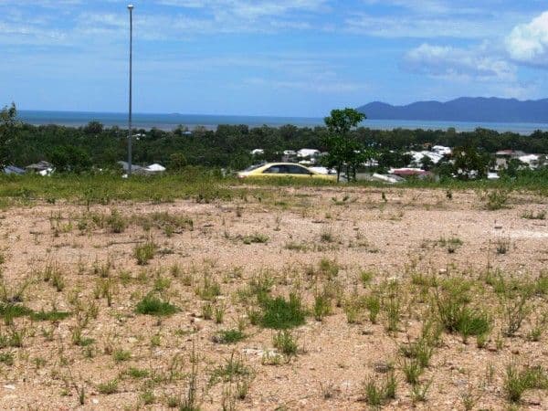 15 Cashell Crescent, BUSHLAND BEACH QLD 4818, Bushland Beach - Image 1