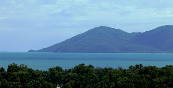 15 Cashell Crescent, BUSHLAND BEACH QLD 4818, Bushland Beach - Thumbnail 2