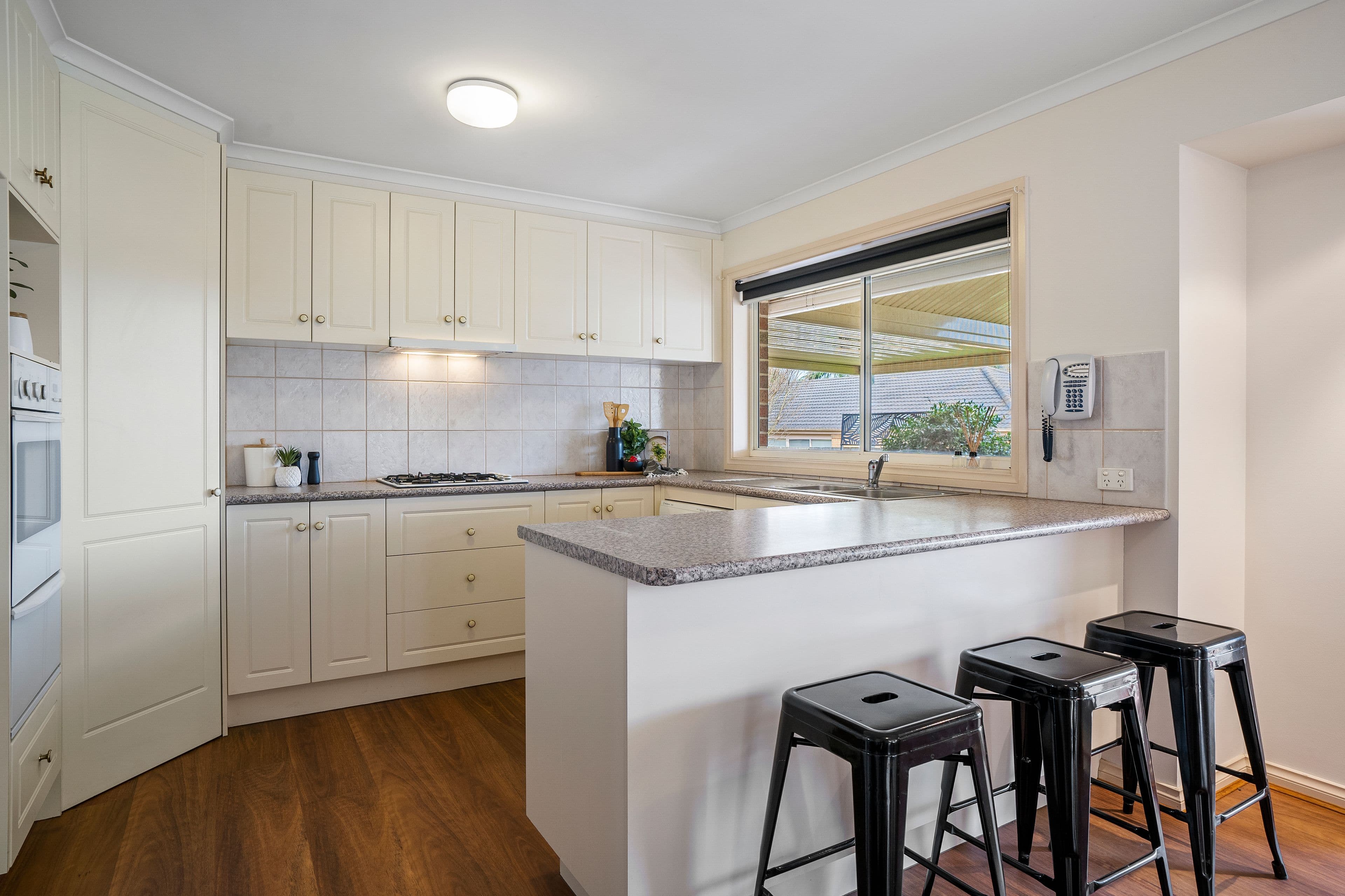12 Warrien Court, Bayswater VIC 3153, Bayswater - Thumbnail 2