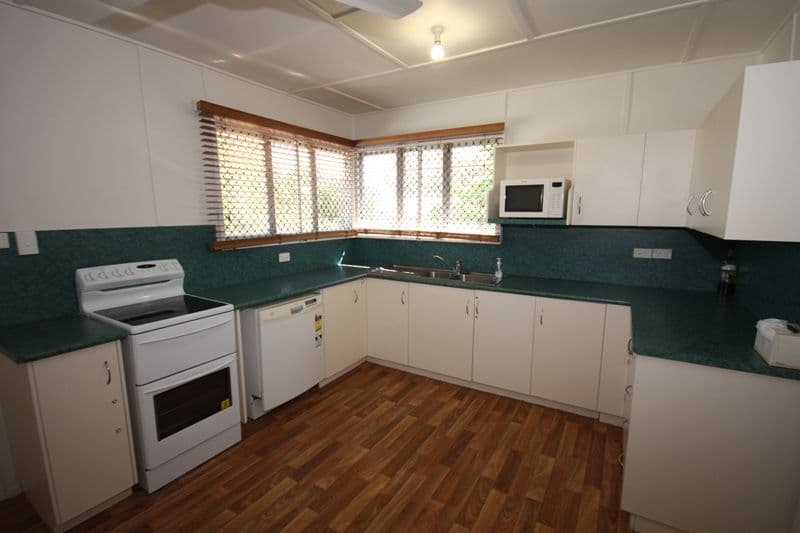 31 Collins Street, BILOELA QLD 4715, Biloela - Thumbnail 3