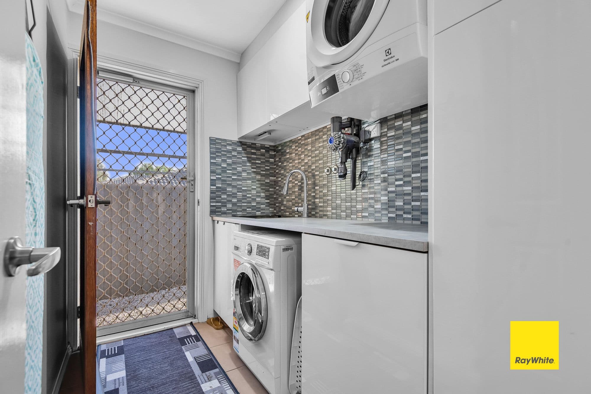 8 Gallop Court, Truganina VIC 3029, Truganina - Thumbnail 5