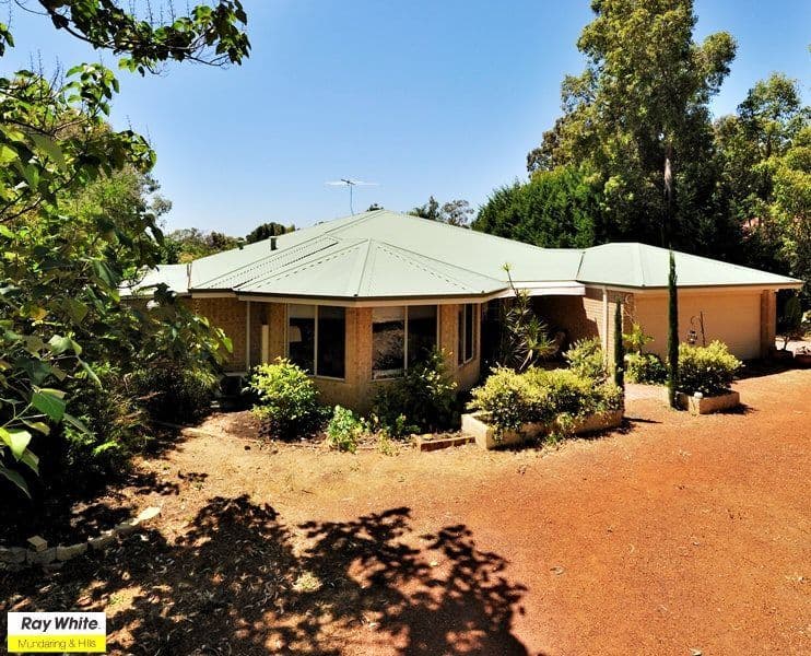12 Painter Crescent, MUNDARING WA 6073, Mundaring - Thumbnail 2