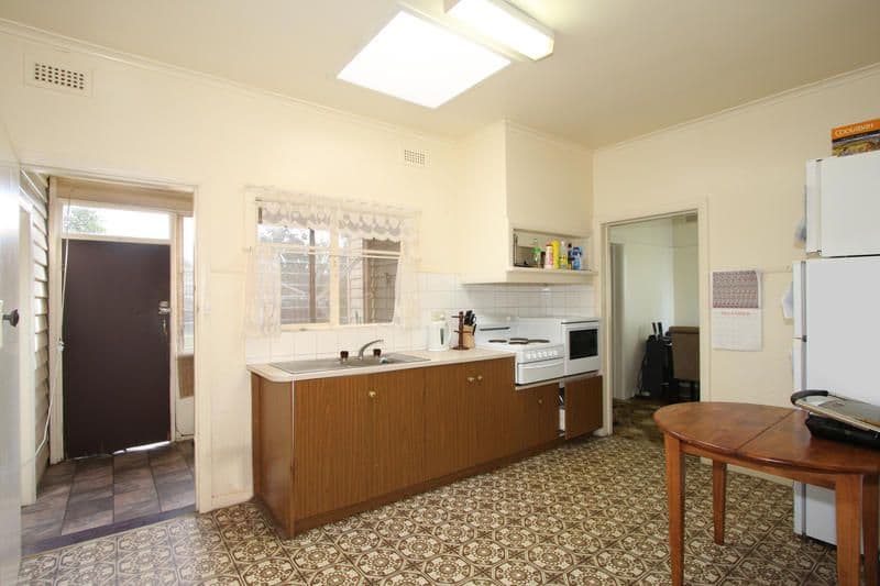 5 Connie Street, BENTLEIGH EAST VIC 3165, Bentleigh East - Thumbnail 4
