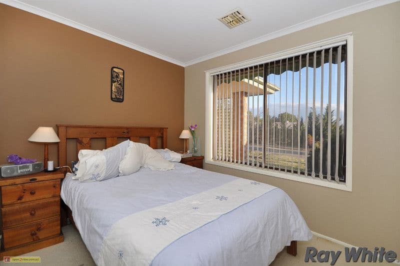 2 Penton Place, GILMORE ACT 2905, Gilmore - Thumbnail 6