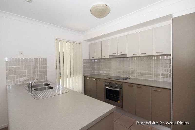 6 Marcoola Place, REGENTS PARK QLD 4118, Regents Park - Thumbnail 2