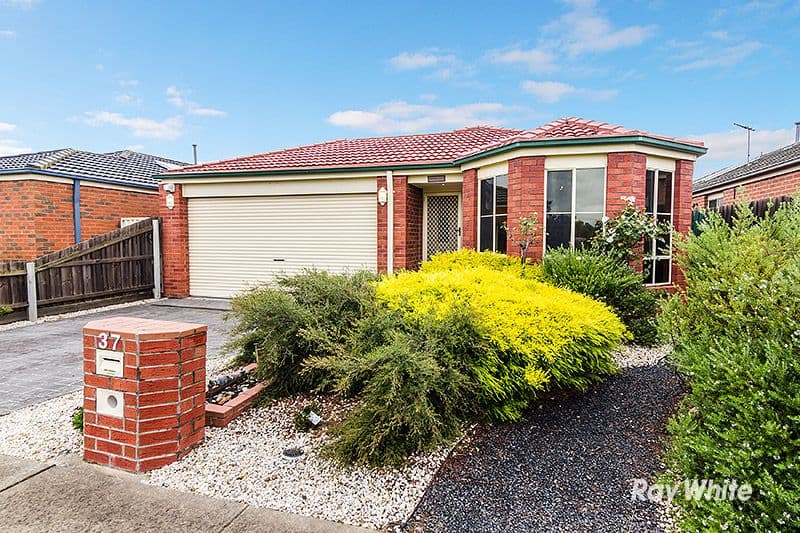 37 Filmer Crescent, Narre Warren South VIC 3805, Narre Warren South - Thumbnail 3