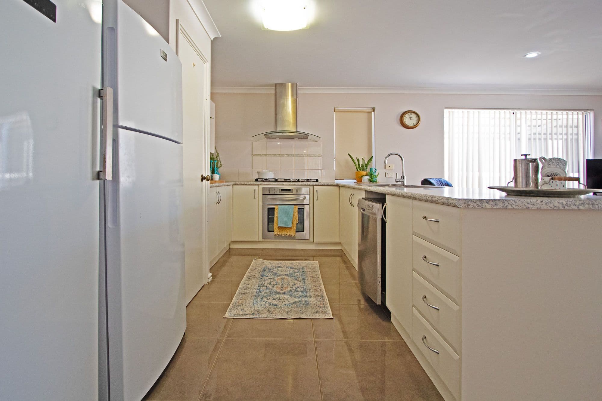 13 Hamelin Avenue, Jurien Bay WA 6516, Jurien Bay - Thumbnail 3