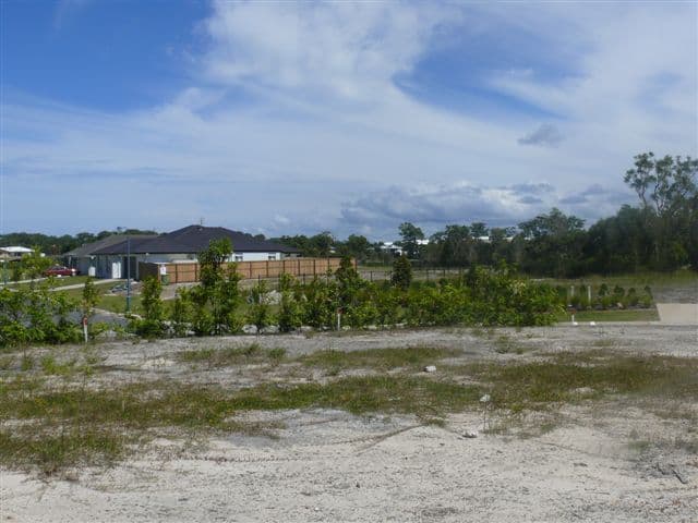 77 (2817) Balgownie Drive, PEREGIAN SPRINGS QLD 4573, Peregian Springs - Thumbnail 4