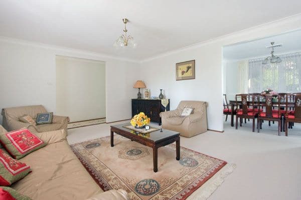5 Castlewood Drive, CASTLE HILL NSW 2154, Castle Hill - Thumbnail 2