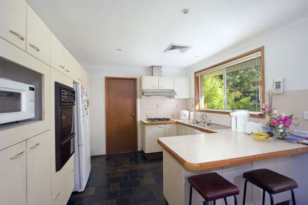 5 Castlewood Drive, CASTLE HILL NSW 2154, Castle Hill - Thumbnail 3