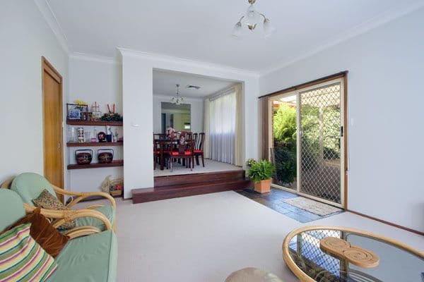 5 Castlewood Drive, CASTLE HILL NSW 2154, Castle Hill - Thumbnail 4