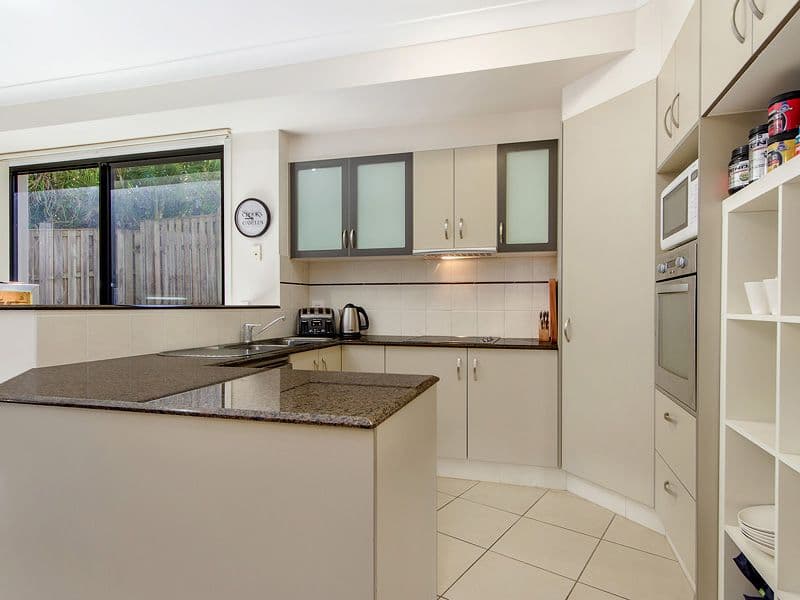 4 Alexandrina Drive, Varsity Lakes QLD 4227, Varsity Lakes - Thumbnail 2