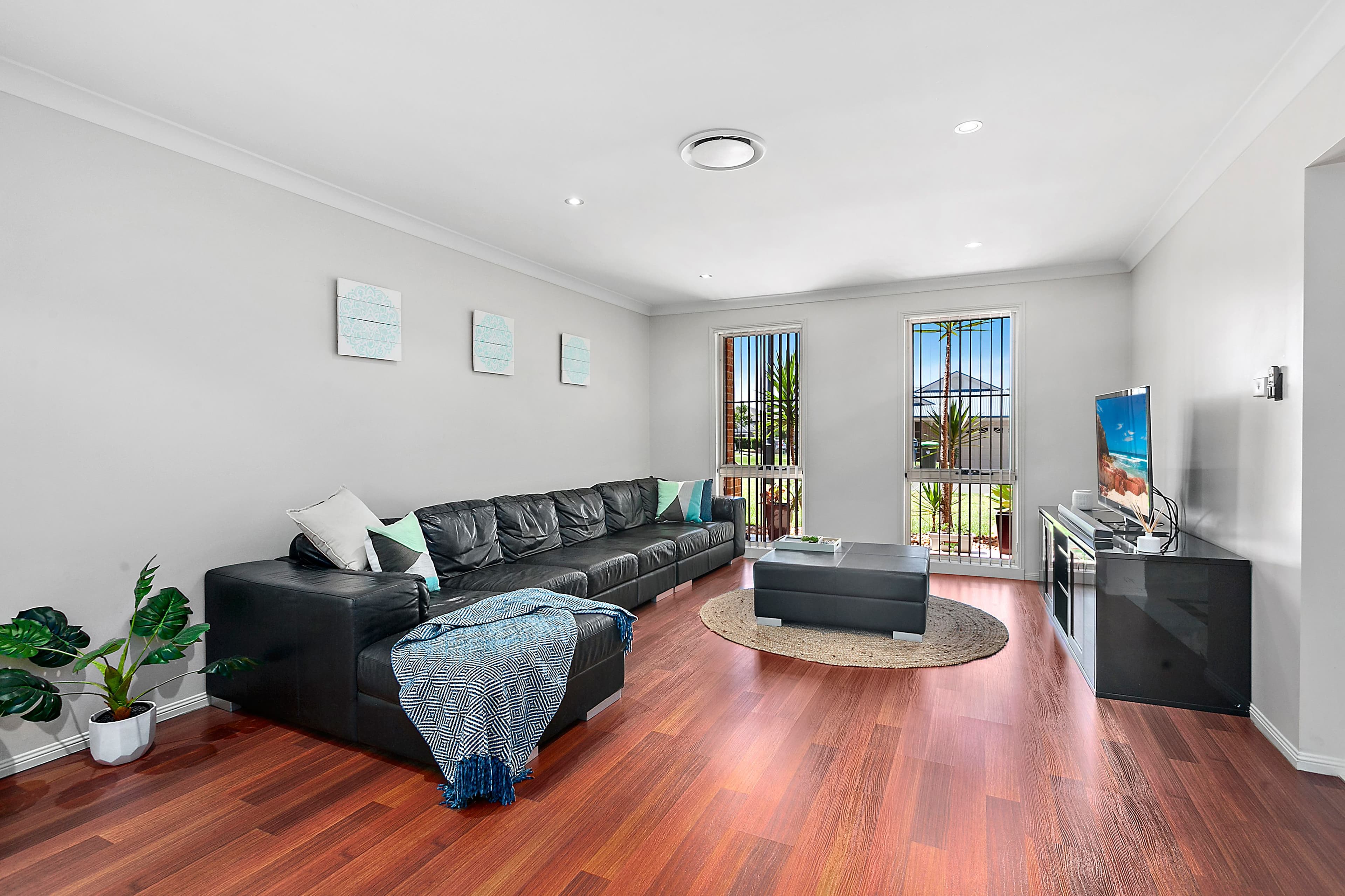 16 Caravel Crescent, Shell Cove - Thumbnail 4