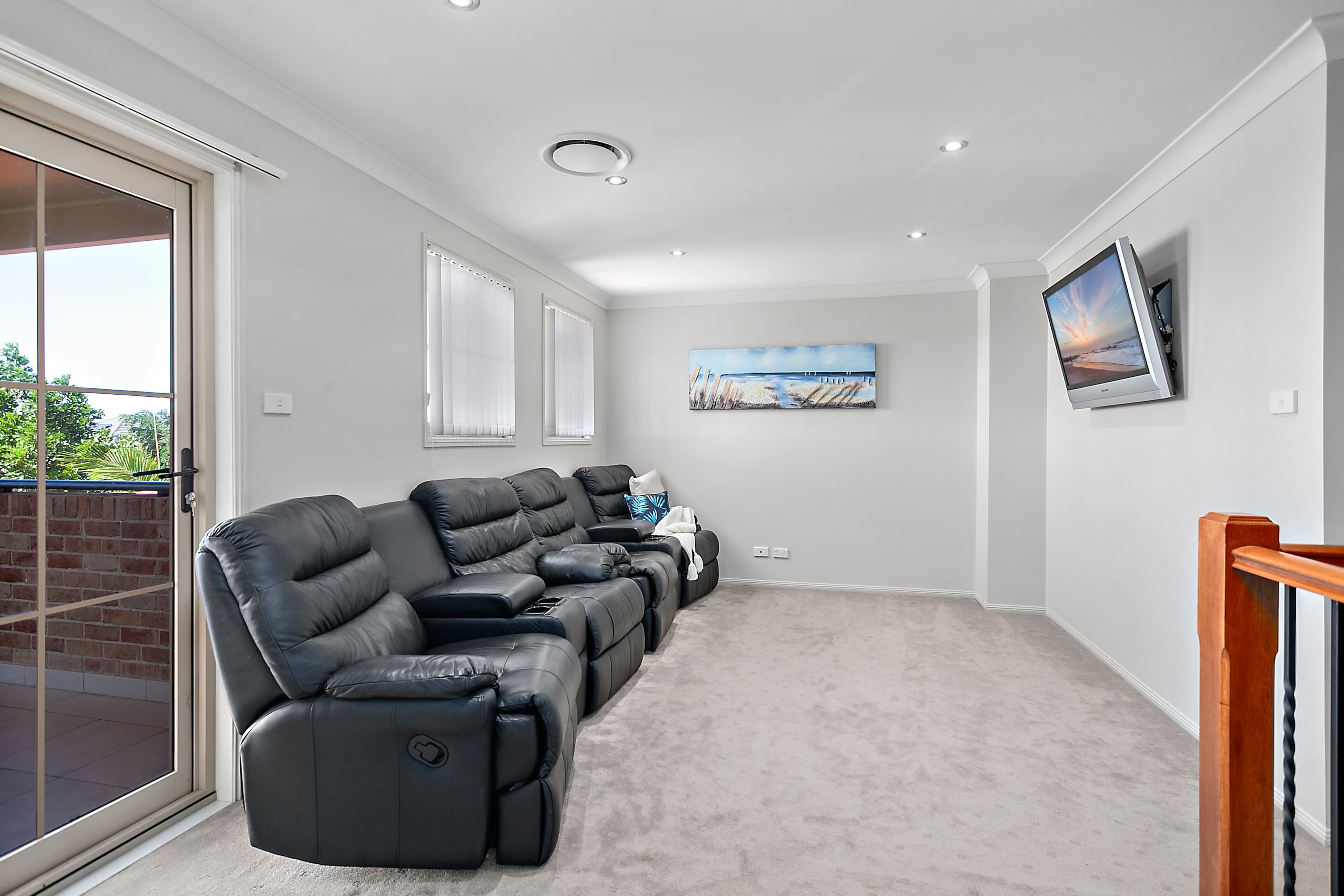 16 Caravel Crescent, Shell Cove - Thumbnail 8