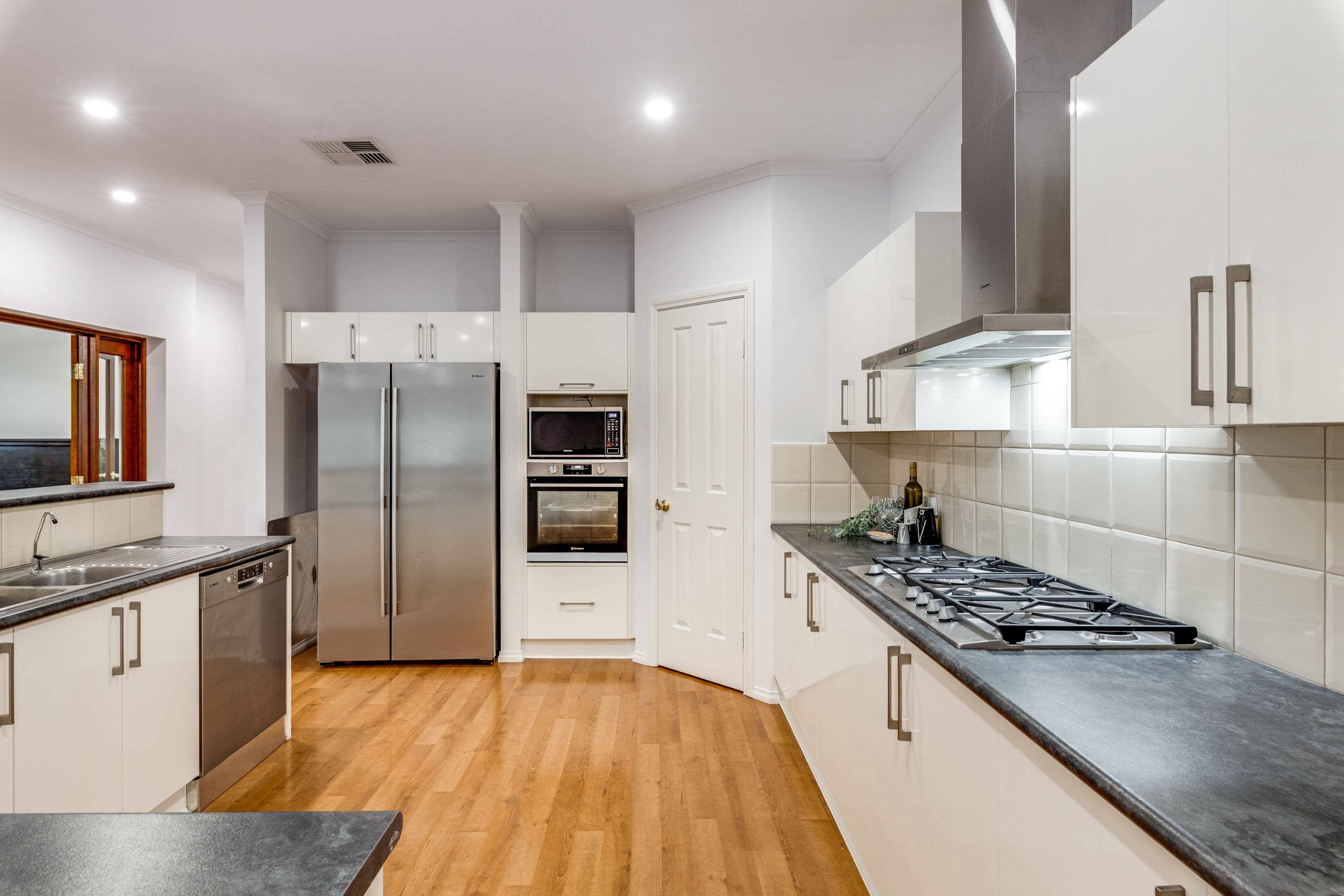 27 Short Street, Gresford, Gresford - Thumbnail 2