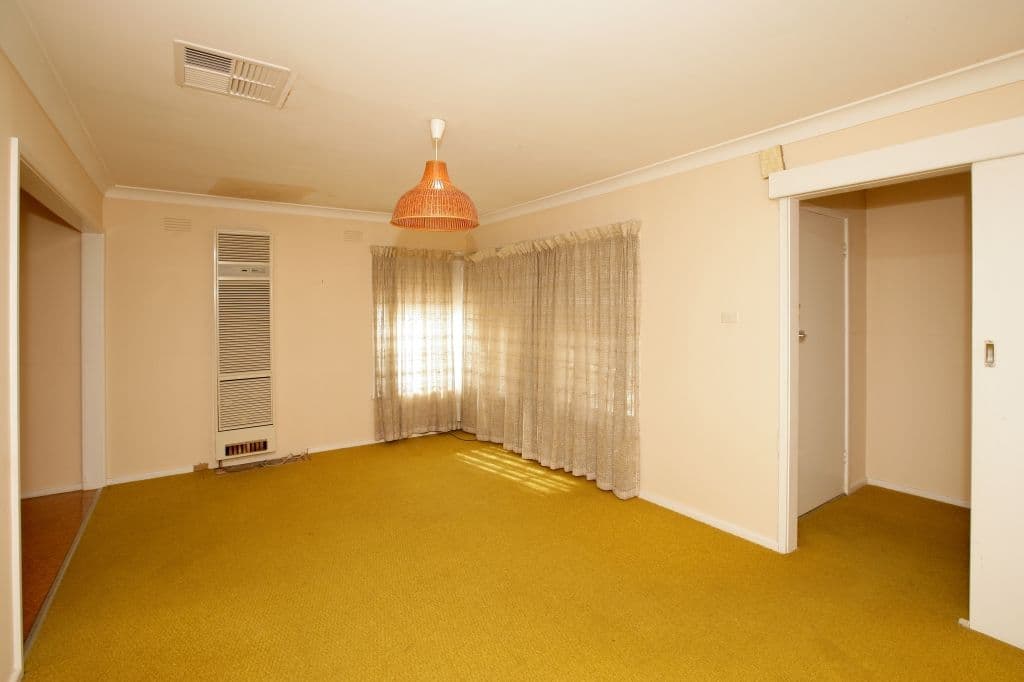 28 Nixon Crescent, TOLLAND NSW 2650, Tolland - Thumbnail 2