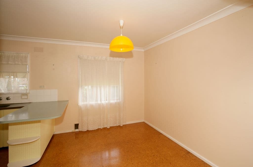 28 Nixon Crescent, TOLLAND NSW 2650, Tolland - Thumbnail 3