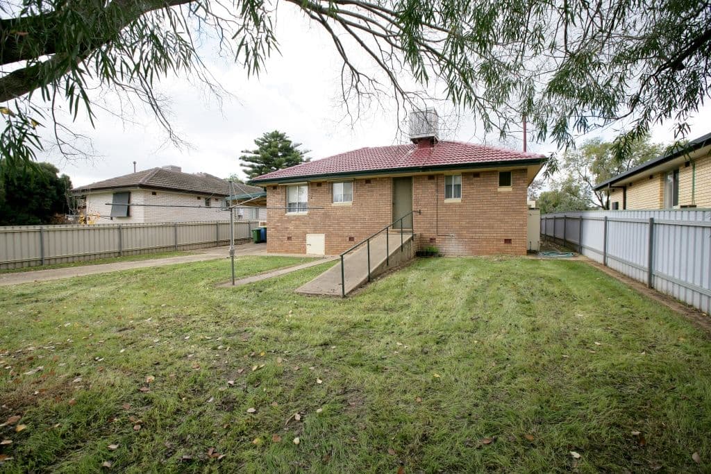 28 Nixon Crescent, TOLLAND NSW 2650, Tolland - Thumbnail 8
