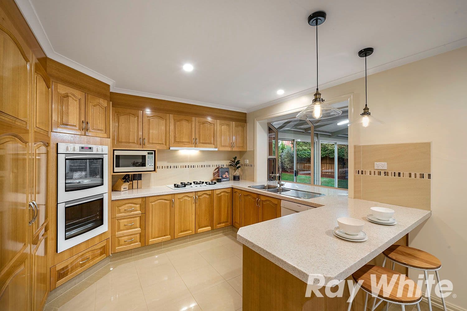 17 Cunningham Close, Aspendale Gardens VIC 3195, Aspendale Gardens - Thumbnail 2