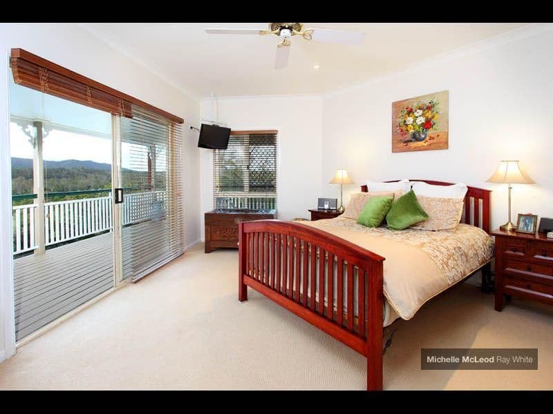 6 Larter Court, BROOKFIELD QLD 4069, Brookfield - Thumbnail 8