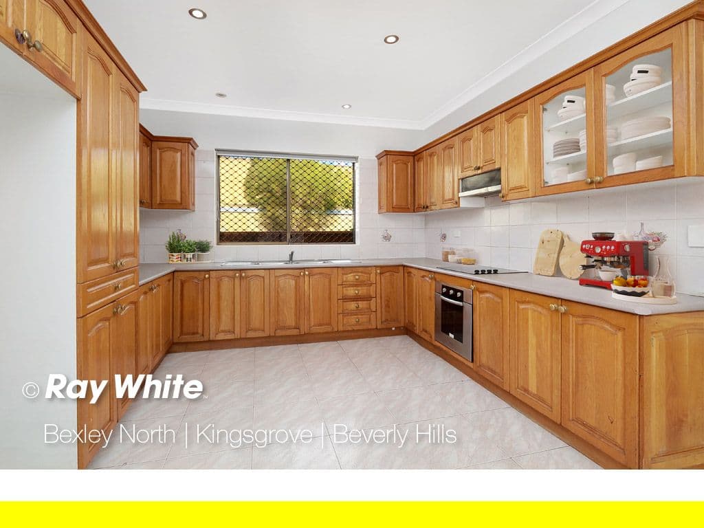19 Karingal Street, Kingsgrove NSW 2208, Kingsgrove - Thumbnail 3