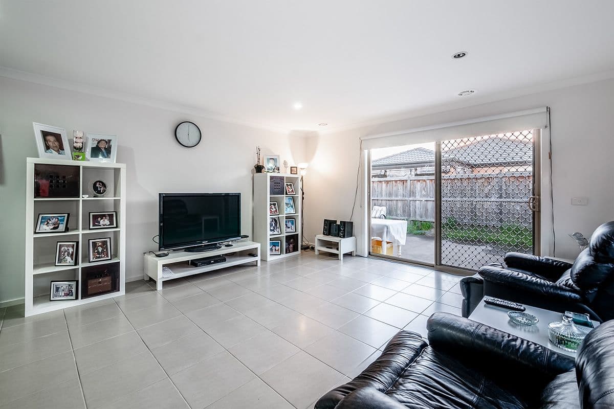 17 Glenelg Street, Clyde North VIC 3978, Clyde North - Thumbnail 7