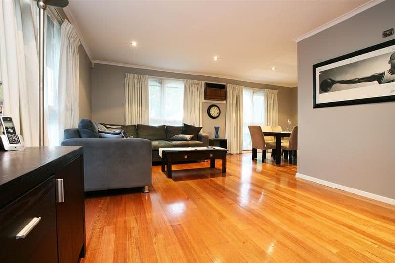 2 Gleeson Drive, BUNDOORA VIC 3083, Bundoora - Thumbnail 2