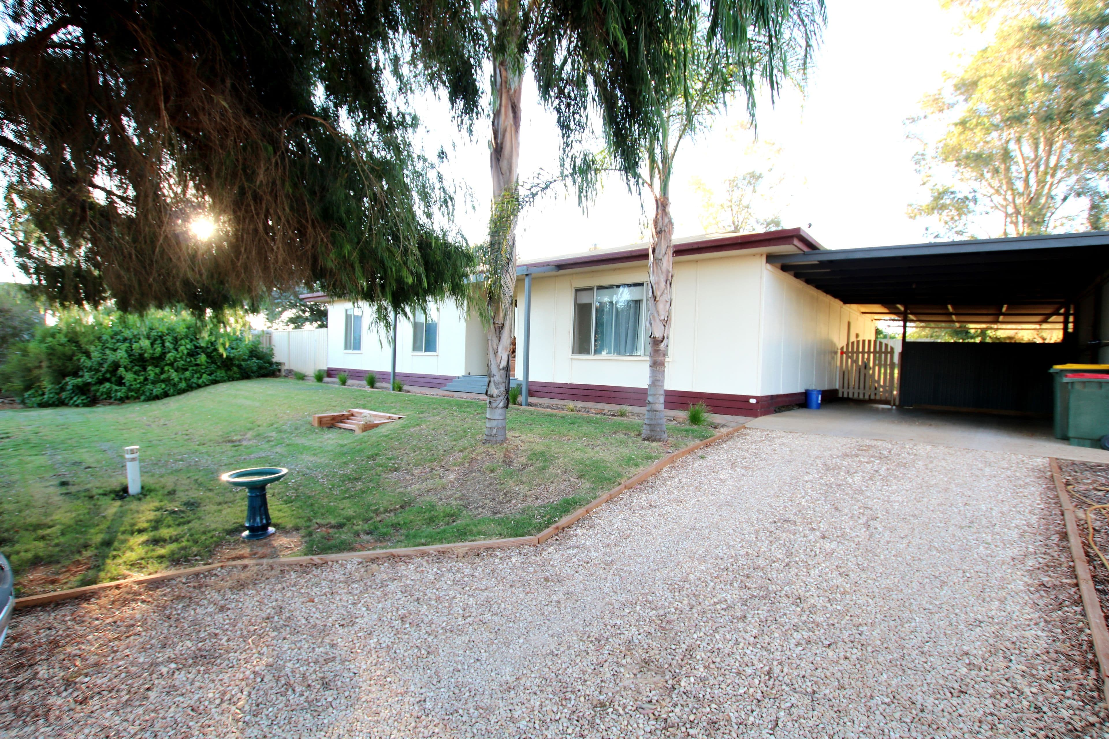127 Loffler Road, Golden Heights SA 5322, Golden Heights - Thumbnail 2