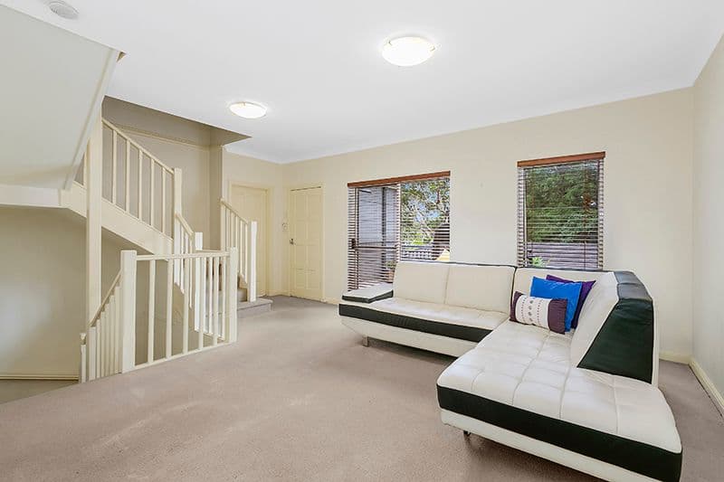 2 Bloomsbury Avenue, Pymble NSW 2073, Pymble - Thumbnail 2