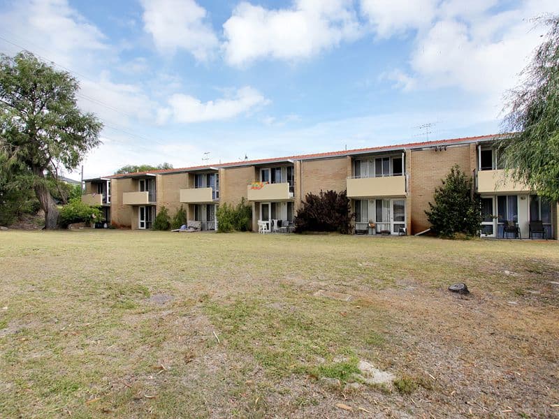 114 Shakespeare Avenue, Yokine WA 6060, Yokine - Thumbnail 3