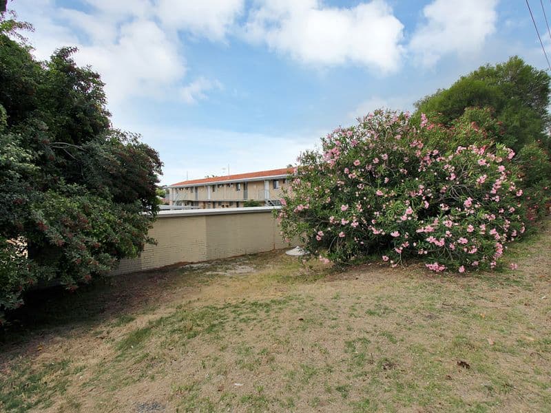 114 Shakespeare Avenue, Yokine WA 6060, Yokine - Thumbnail 5