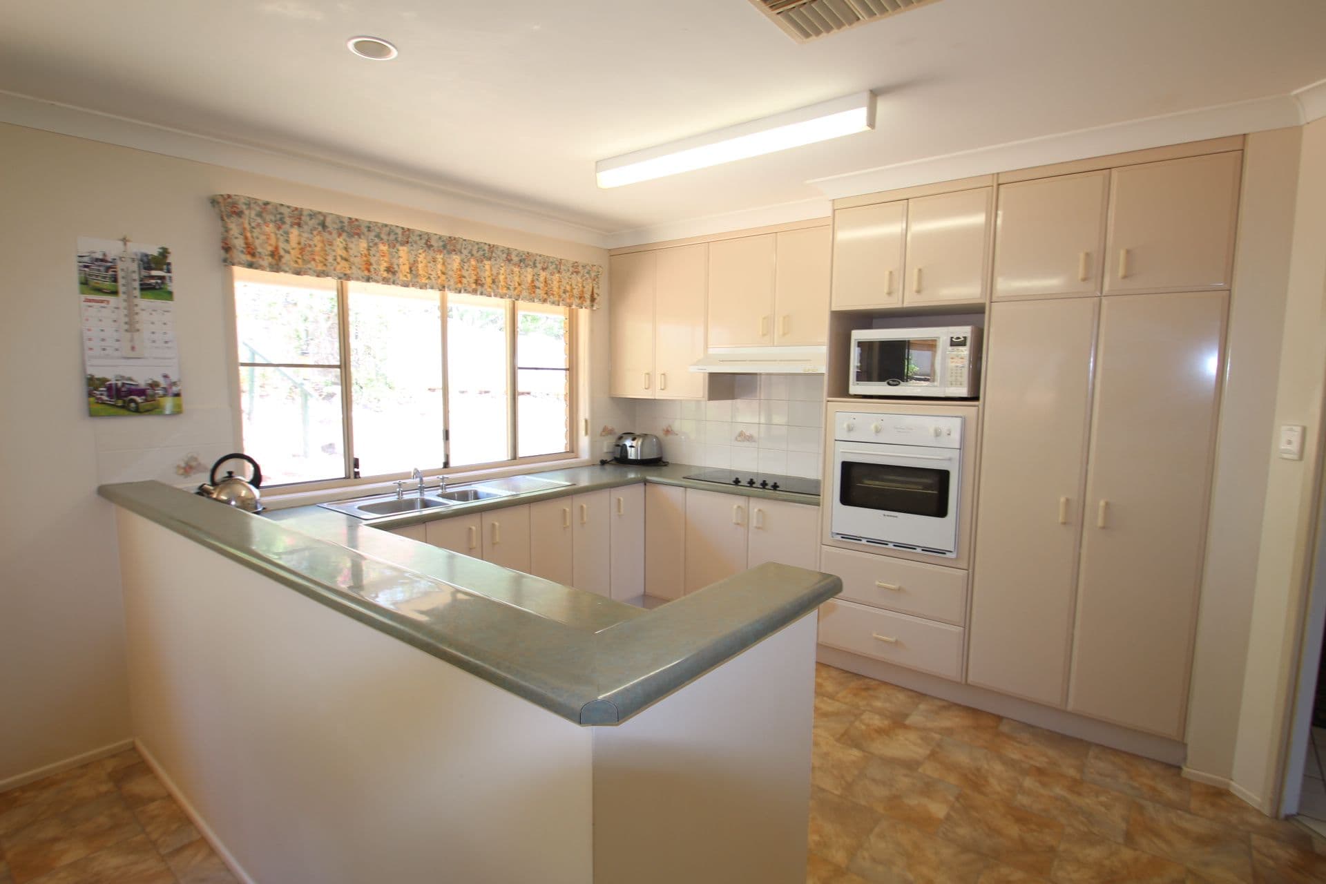 34 Toowoomba Road, Oakey QLD 4401, Oakey - Thumbnail 5