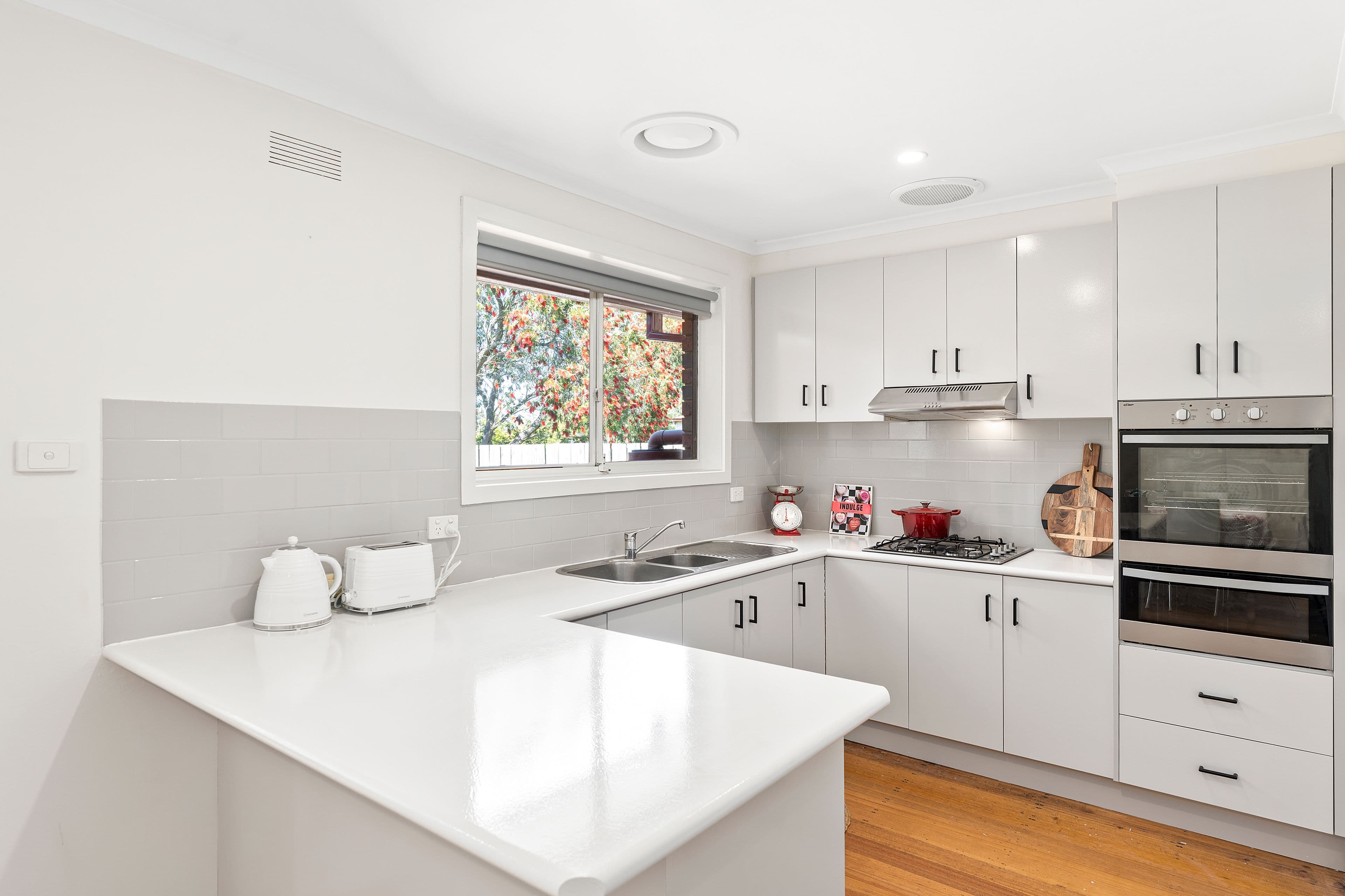 35 Flinders Street, Sunbury VIC 3429, Sunbury - Thumbnail 3