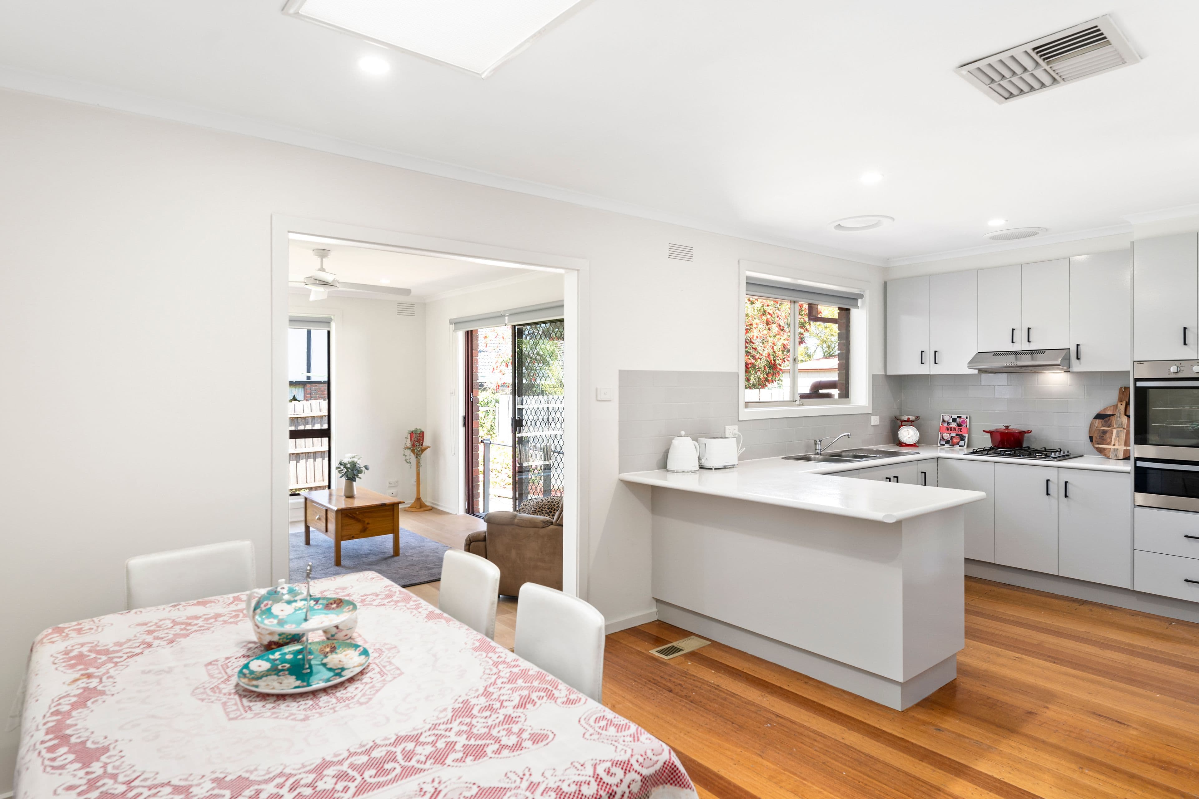 35 Flinders Street, Sunbury VIC 3429, Sunbury - Thumbnail 4