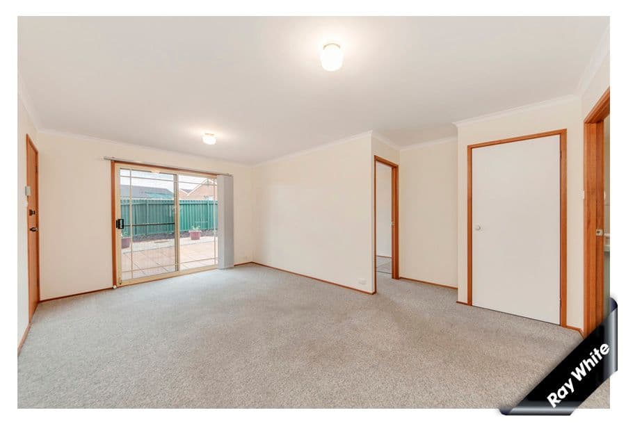 34 Sid Barnes Crescent, GORDON ACT 2906, Gordon - Thumbnail 3