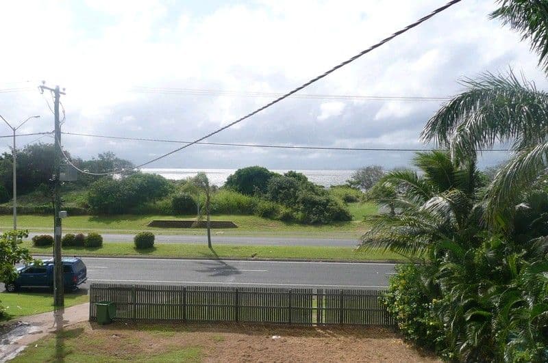 82 Farnborough Road, YEPPOON QLD 4703, Yeppoon - Thumbnail 3