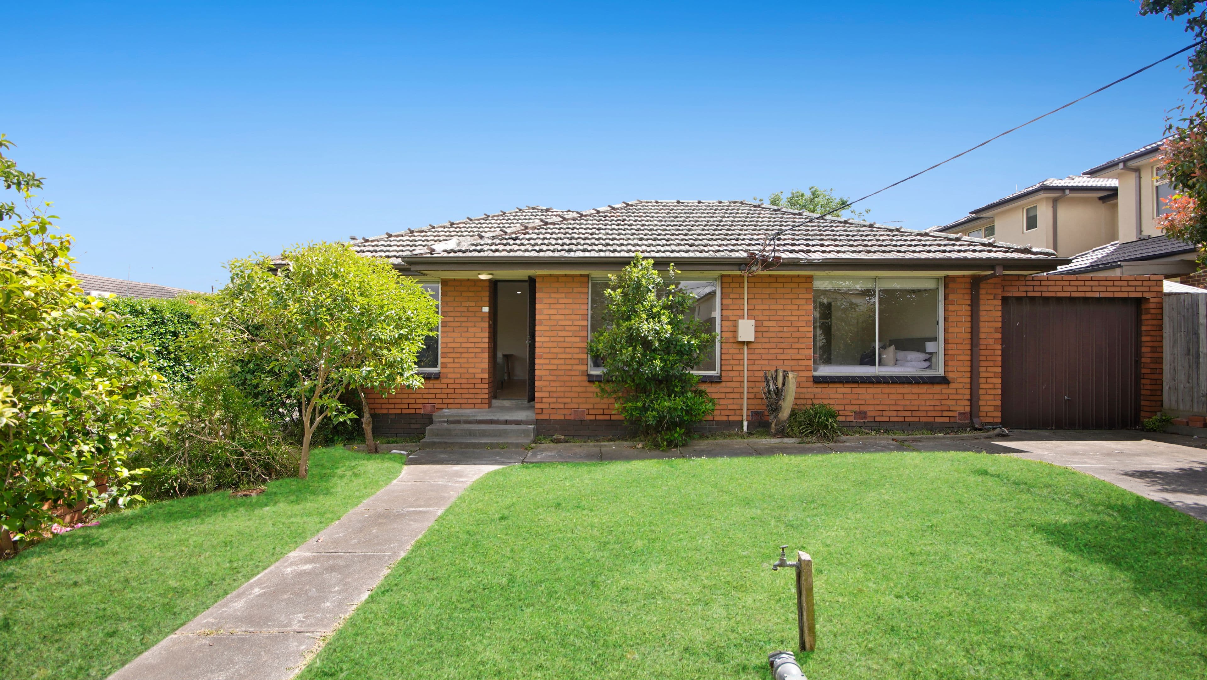 16 Barry Street, Reservoir VIC 3073, Reservoir - Thumbnail 3