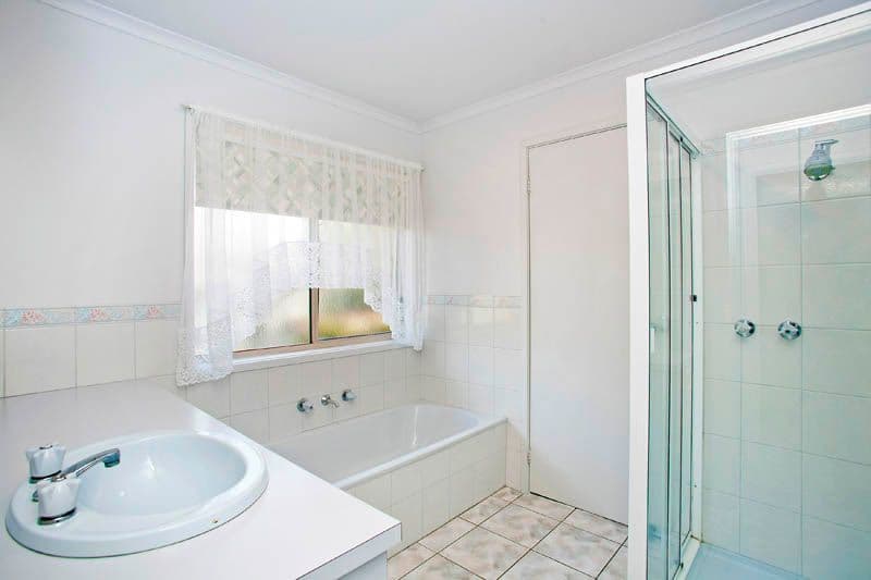 3 Augustine Drive, HIGHTON VIC 3216, Highton - Thumbnail 5