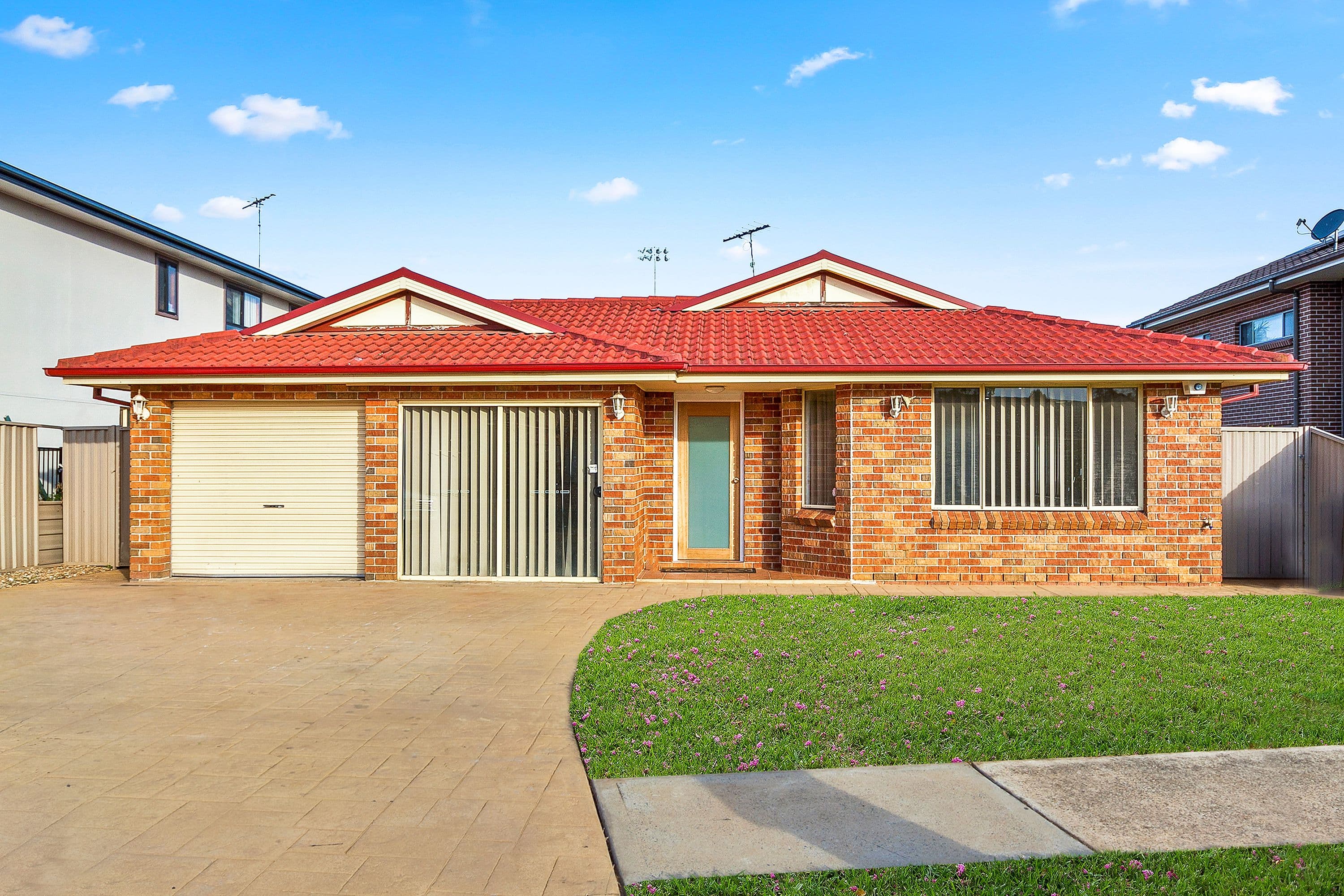 262 Pacific Palms Circuit, Hoxton Park - Image 1