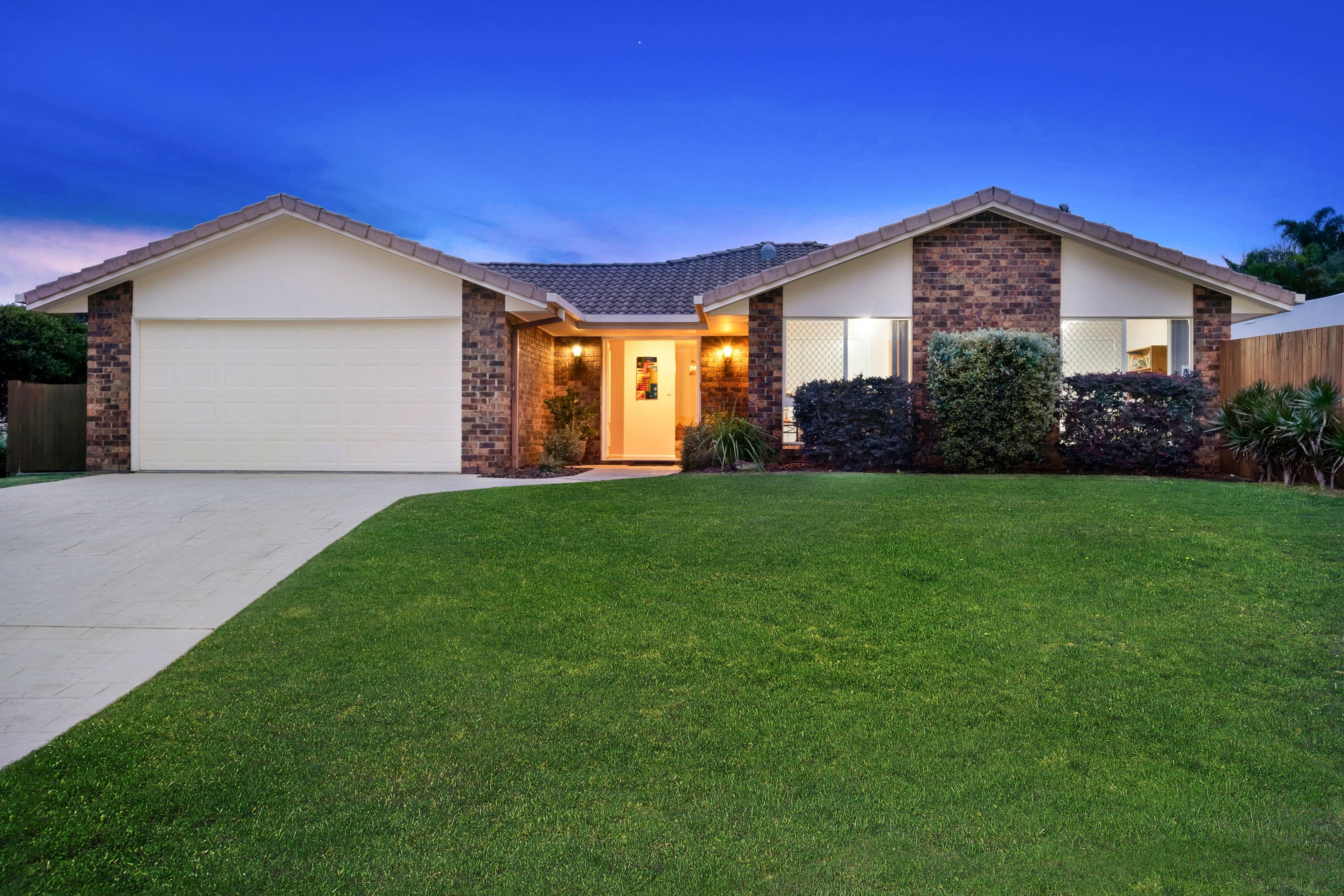 20 Daffodil Crescent, Calamvale QLD 4116, Calamvale - Image 1