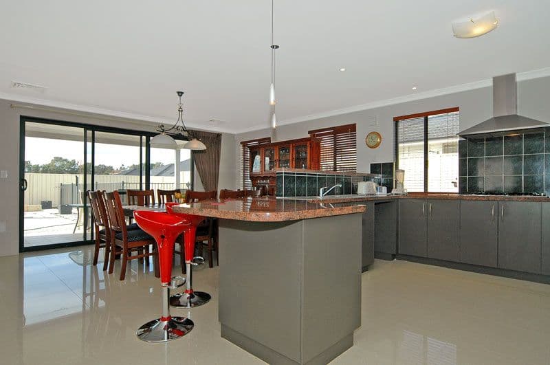7 Waminda Way, LANDSDALE WA 6065, Landsdale - Thumbnail 7