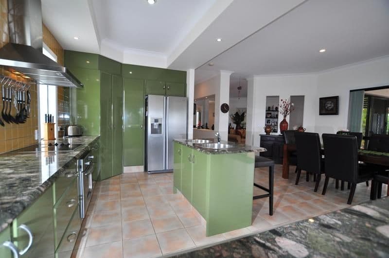 5 Eastpark Waters, HELENSVALE QLD 4212, Helensvale - Thumbnail 2