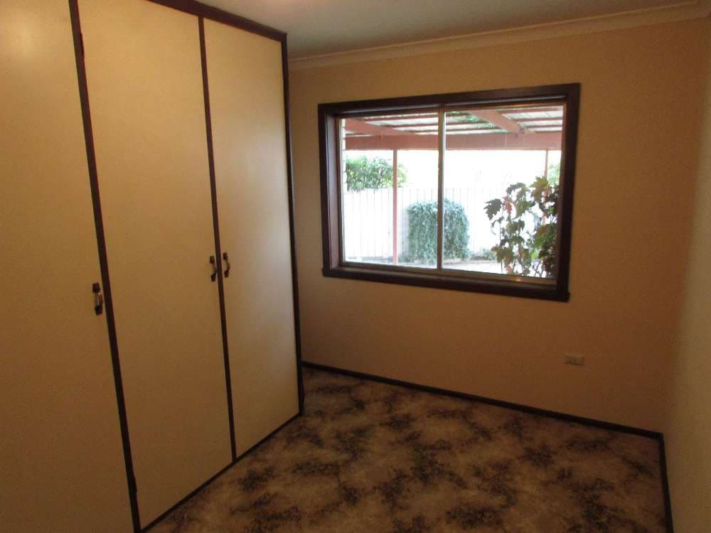 472 Mckenzie Street, Lavington - Thumbnail 6